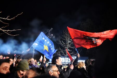 Фото: Albin Kurti