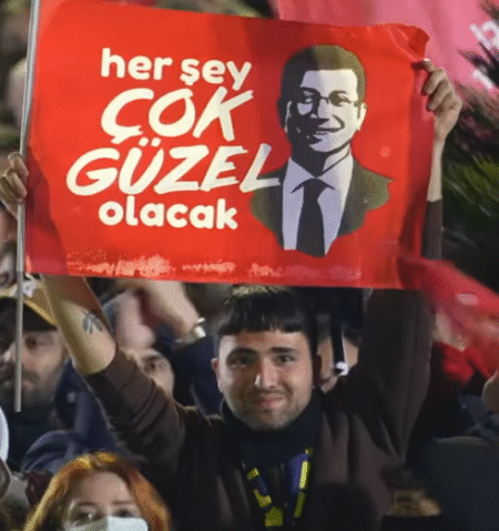 Фото: Скриншот видео фејсбук профил Екрем Имамоглу