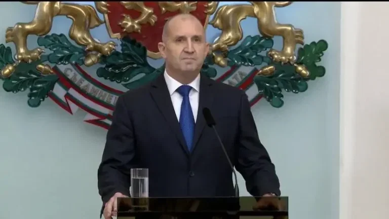 Со „Прогресивна Бугарија“ Румен Радев во април ќе трча за премиер