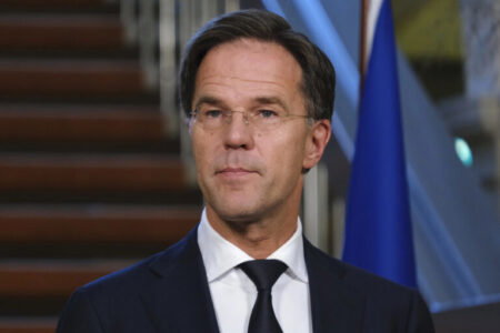 Руте: Соборувањето на балистичка ракета испукана кон Турција не го активира Членот пет