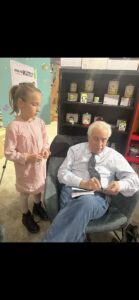 Скопје: Васил Мукаетов – промоција на неговата најнова книга за деца „Има ли страна петта“ / 3-ти април 2026